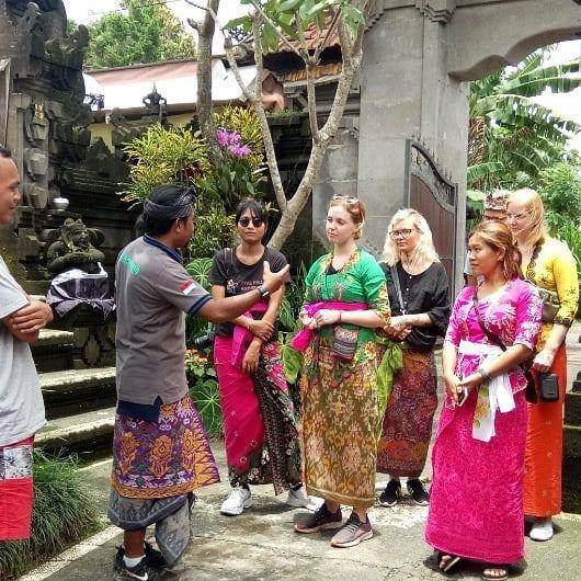 Mengenal dan belajar seni di desa (instagram.com/tarovillage)