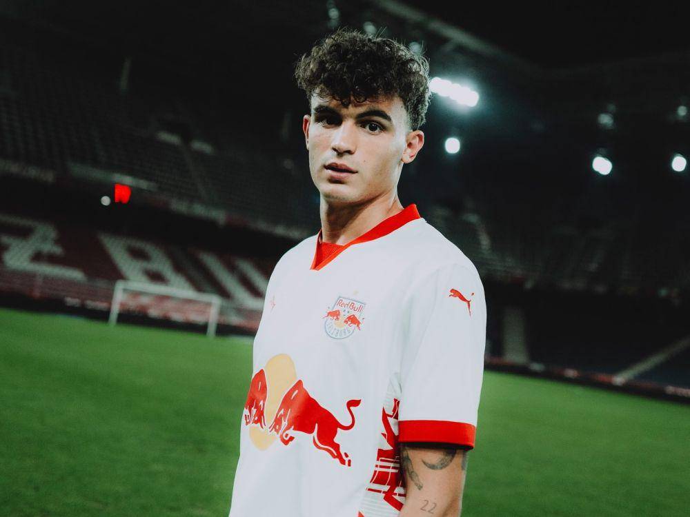 Stefan Bajcetic saat bergabung dengan Red Bull Salzburg. (instagram.com/stefanbajcetic)
