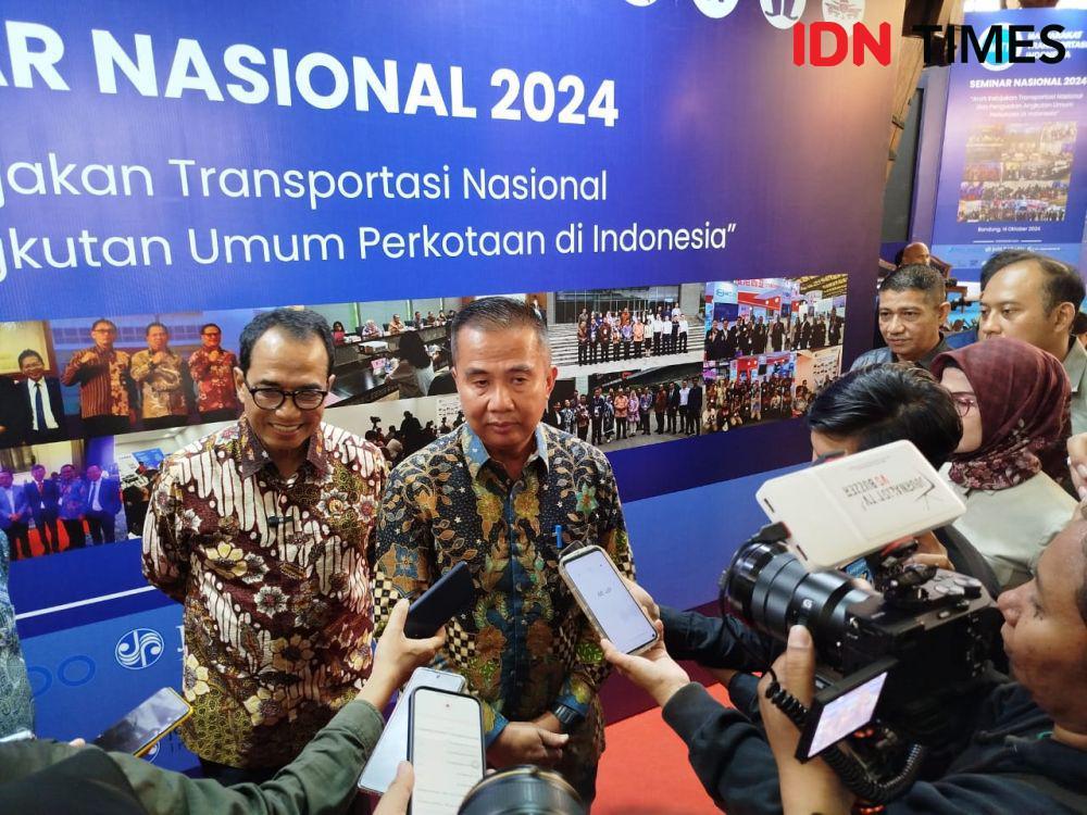 Bey Mencak-mencak Garuda Pilih Buka Rute di Halim Ketimbang BIJB