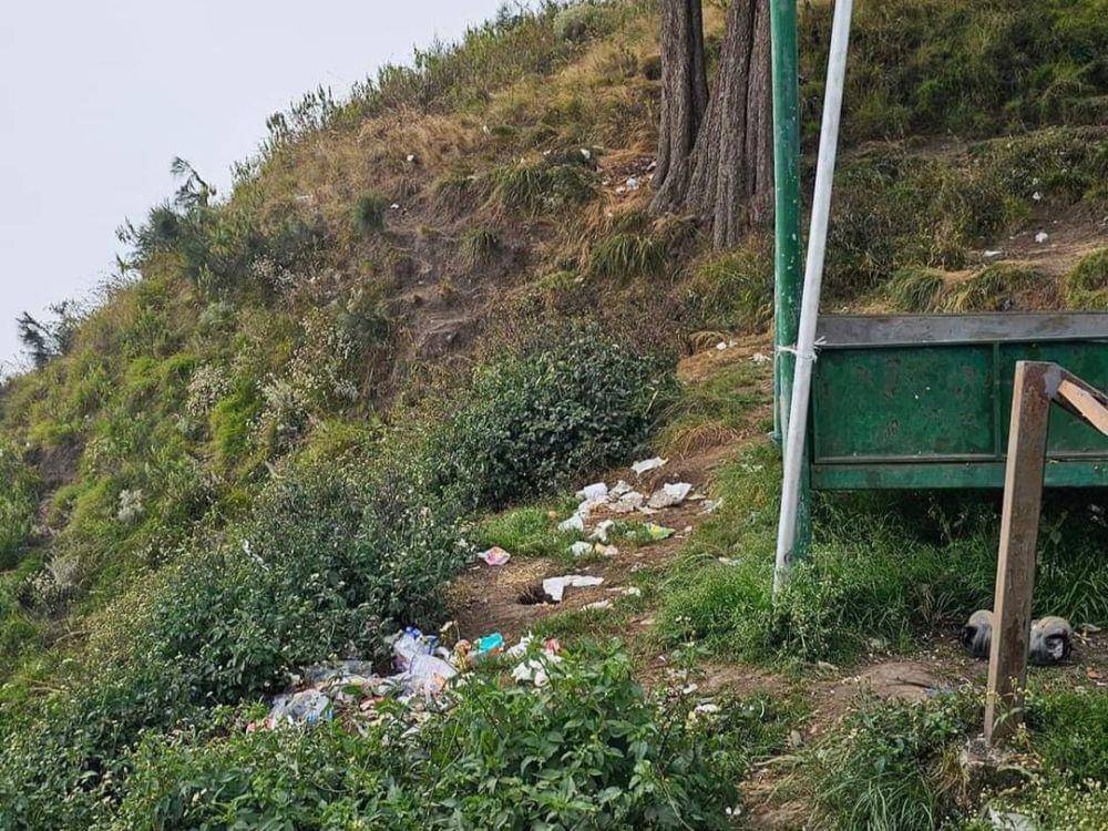 Kondisi sampah di Pelawangan Sembalun (IDN Times/Istimewa)