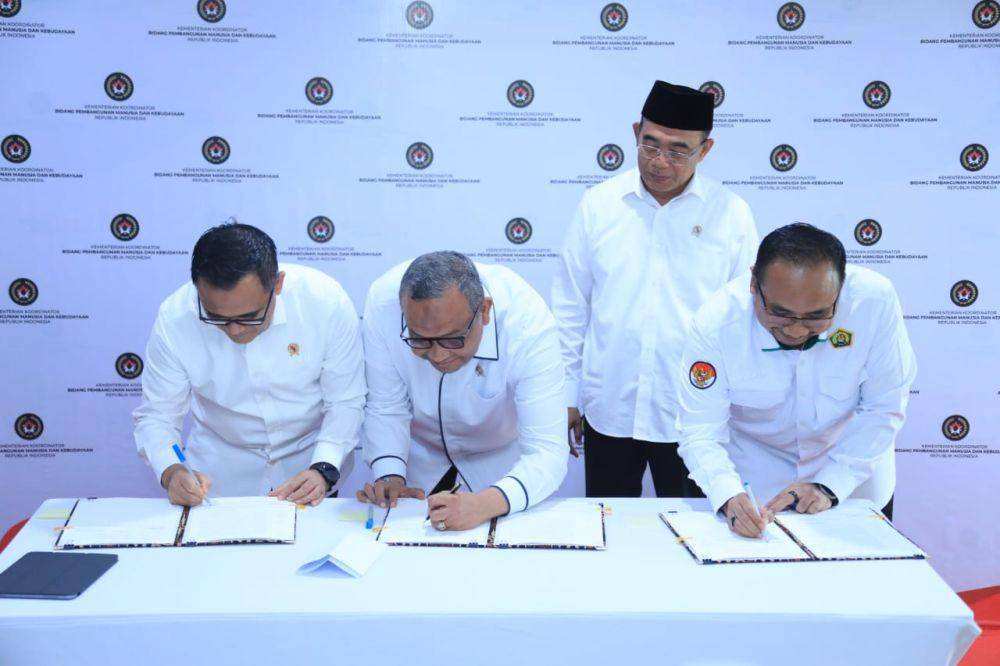 Pemerintah resmi menetapkan hari libur nasional dan cuti bersama tahun 2025 lewat keputusan bersama yang ditandatangani tiga menteri. (Dok. Kemenpan RB)