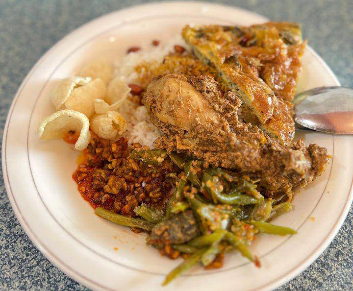 Warung Aceh Tamiang, Banda Aceh (google.com/maps/stine)