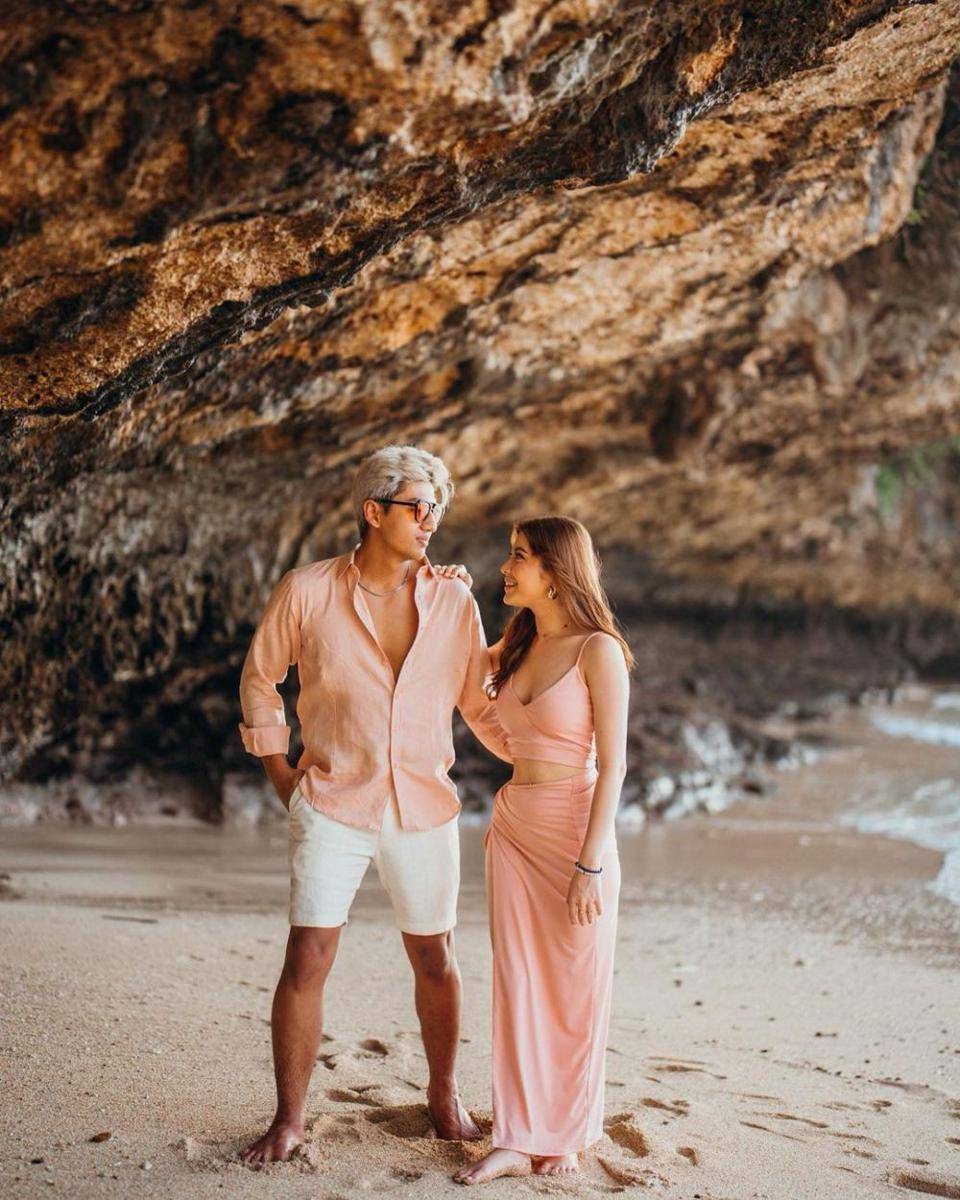 Gaya Couple Haviza Devi Anjani dan Harris Vriza (instagram.com/havizadevianjani)