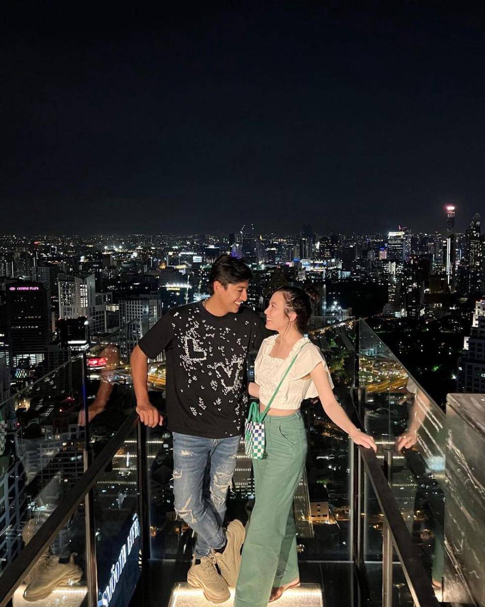 Gaya Couple Haviza Devi Anjani dan Harris Vriza (instagram.com/havizadevianjani)