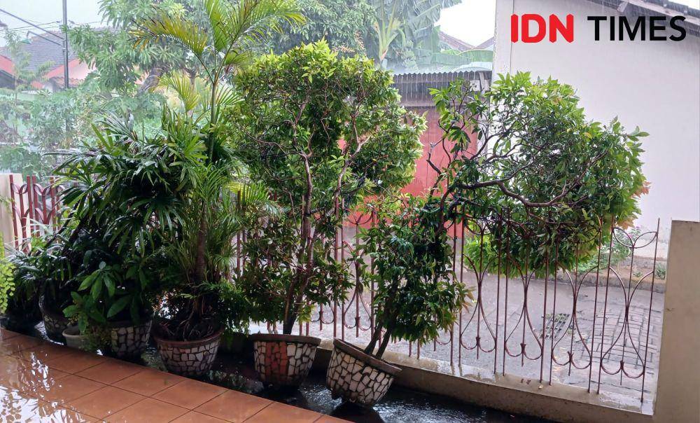 Hujan deras disertai angin di Kota Yogyakarta dan Sleman. (IDN Times/Febriana Sinta)