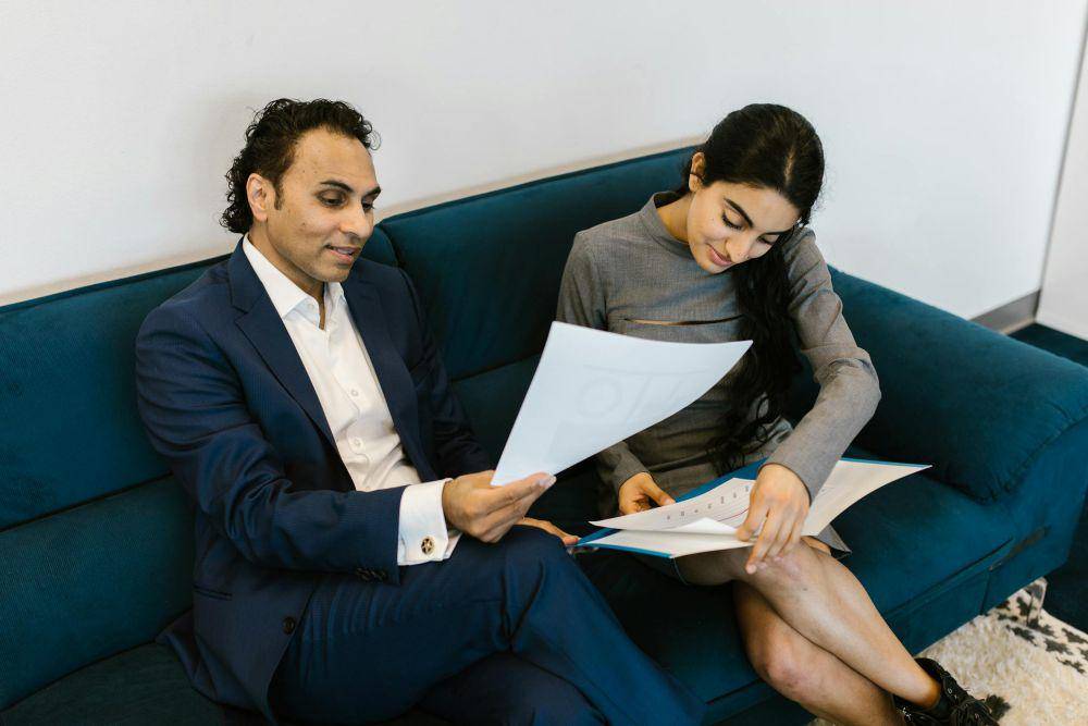 Ilustrasi melakukan persiapan sebelum meeting (pexels.com/RDNE Stock project)