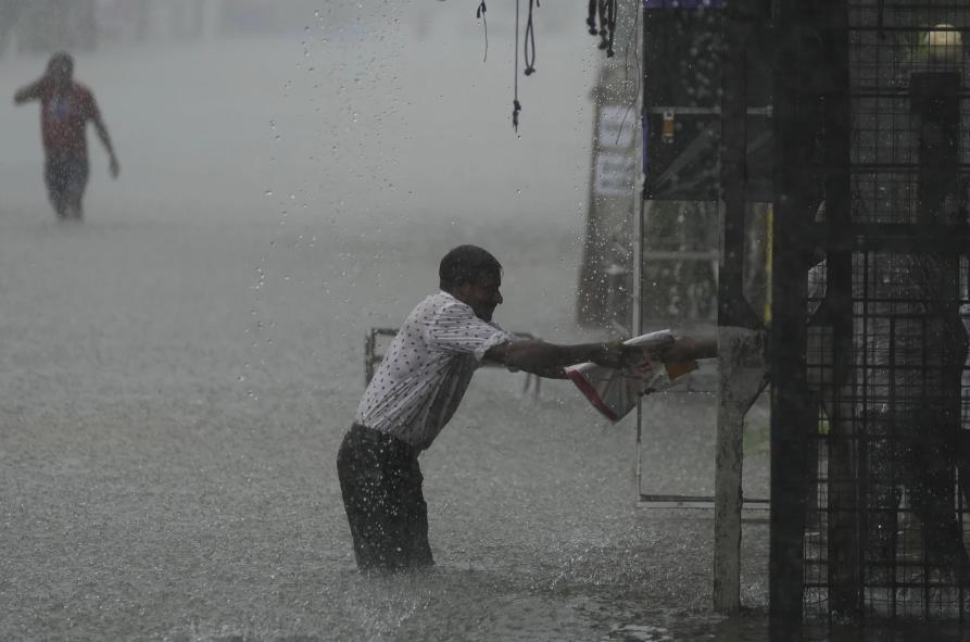Banjir Sri Lanka: Sekolah Tutup dan Ratusan Rumah Rusak