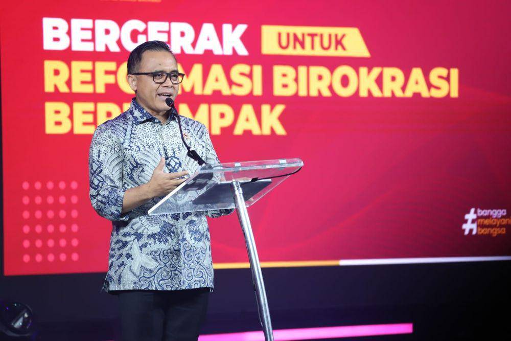 Menteri Pendayagunaan Aparatur Negara dan Reformasi Birokrasi (PANRB) Abdullah Azwar Anas menyampaikan capaian reformasi birokrasi selama kurun waktu 10 tahun. (Dok. Kemenpan RB)
