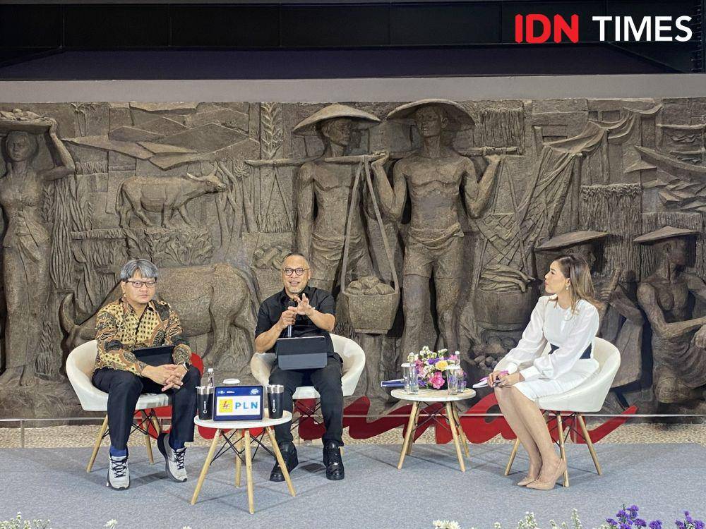 Diskusi Penguatan BUMN Menuju Indonesia Emas di Sarinah, Jakarta, Selasa (15/10/2024) bersama Direktur Portofolio dan Pengembangan Usaha MIND ID, Dilo Seno Widagdo. (IDN Times/Vadhia Lidyana)