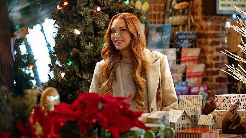 4 Film Romance Lindsay Lohan Berlatar Natal, Terbaru Our Little Secret