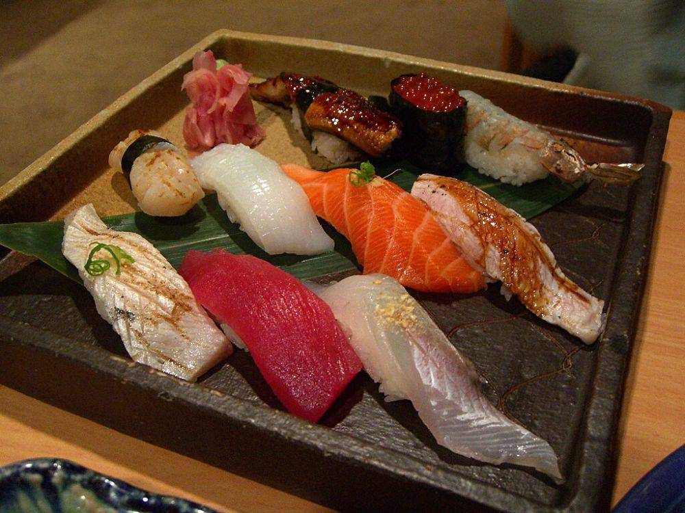 ilustrasi sushi (commons.wikimedia.org/Jyo Sushi)