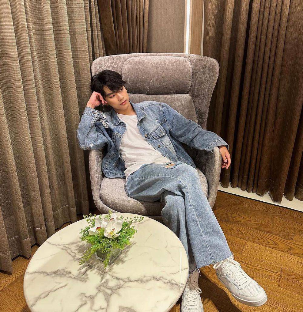 outfit star boy ala Ohm Pawat (instagram.com/ohmpawat)