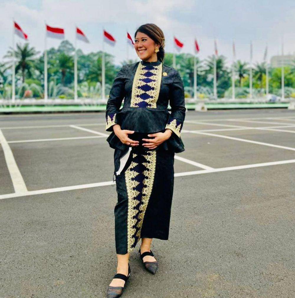 Kebaya dan Baju Etnik Meutya Hafid. (instagram.com/meutya_hafid)