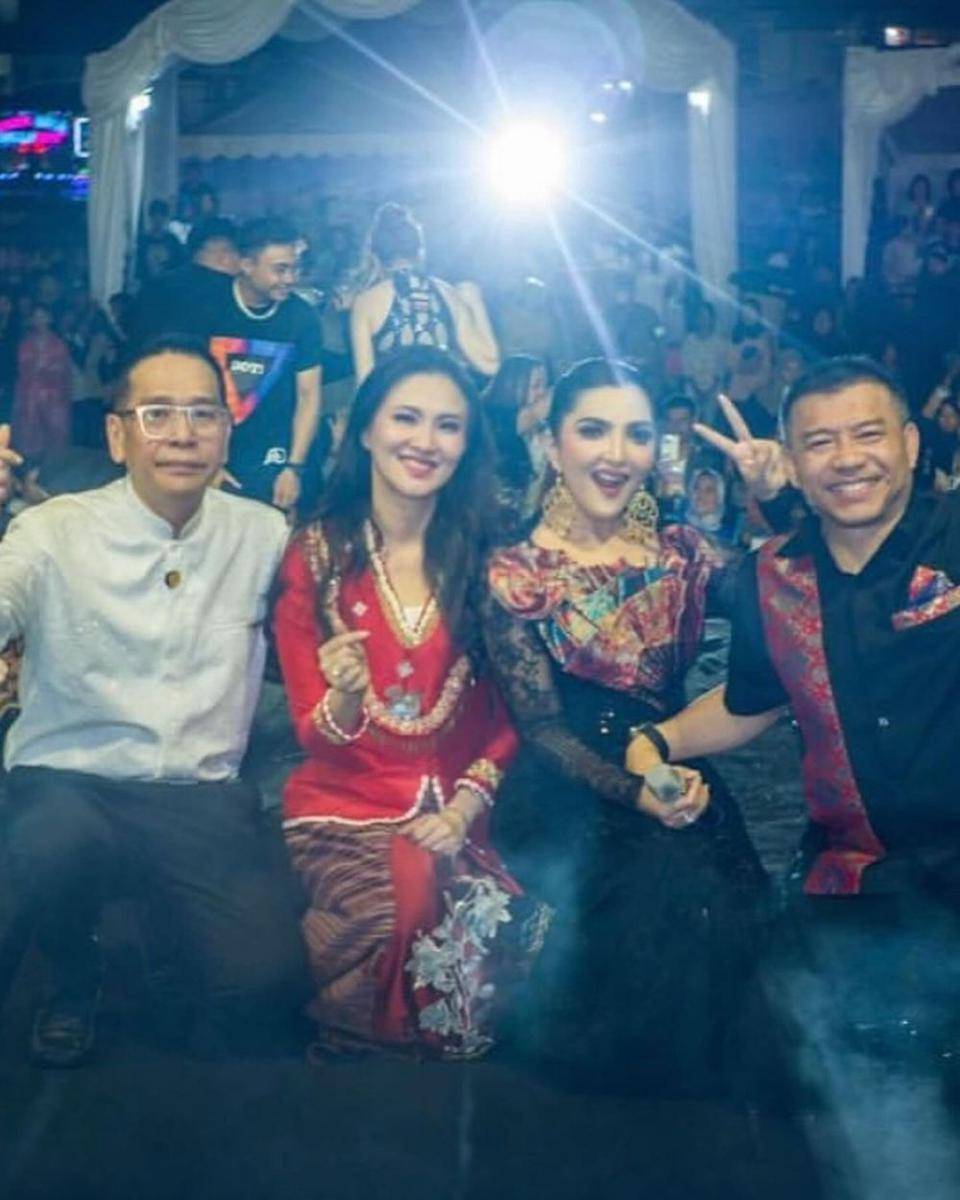 Kenangan Anang dengan Benny Laos (Instagram.com/ashanty_ash)