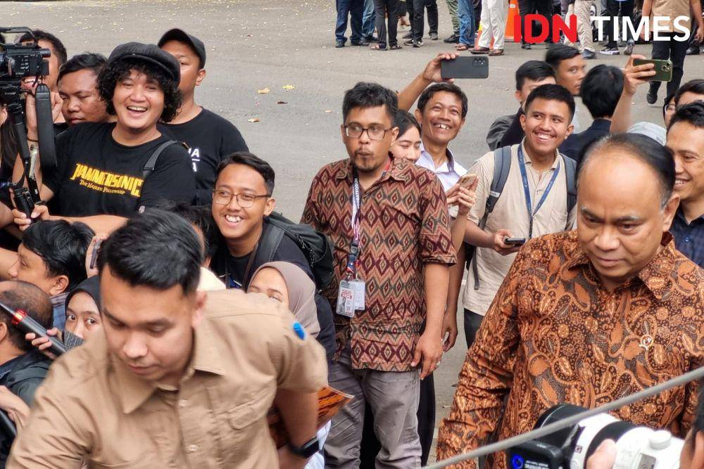 Budi Arie Setiadi Wakil Ketua Umum Partai Kebangkitan Bangsa (PKB) Faisol Reza hadir di kediaman Prabowo pada Selasa (15/10/2024). (IDN Times/Ilman Nafi'an)