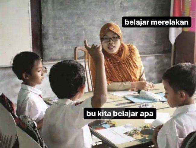 Gambar meme galau (twitter.com/bumkkeyy_)