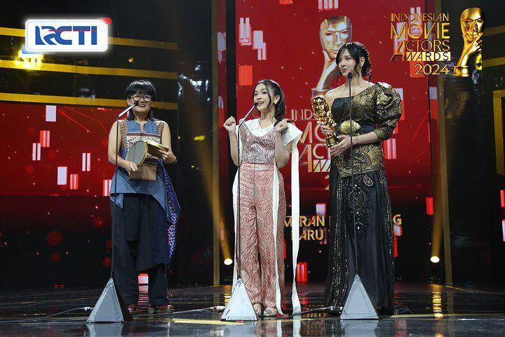 potret Zee eks JKT48 di IMA Awards 2024 (instagram.com/imaawards)