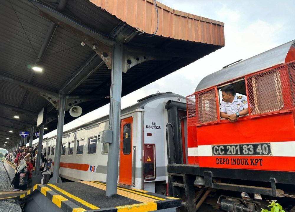 Daftar Harga Tiket Go Show Kereta Api Terbaru 2025 dan Rutenya