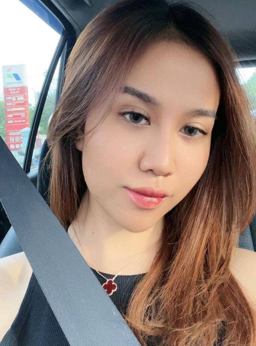 Mayang Lucyana (instagram.com/mayang.lucyaana)