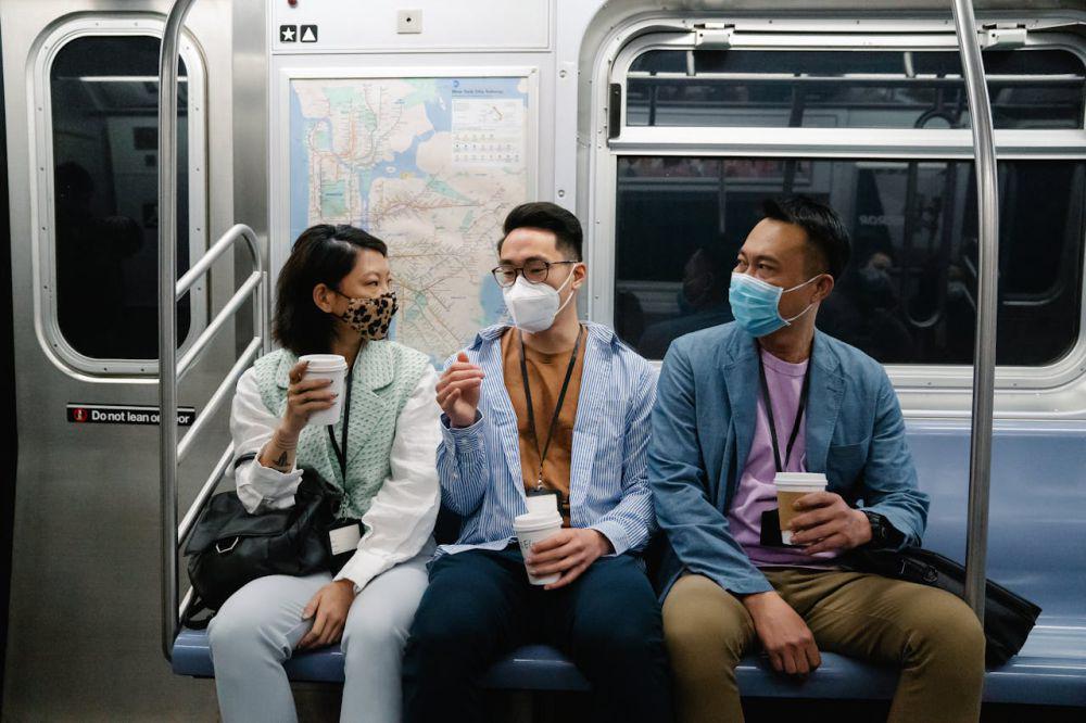 3 Tips Aman Naik Transportasi Umum, Capai Tujuan dengan Tenang