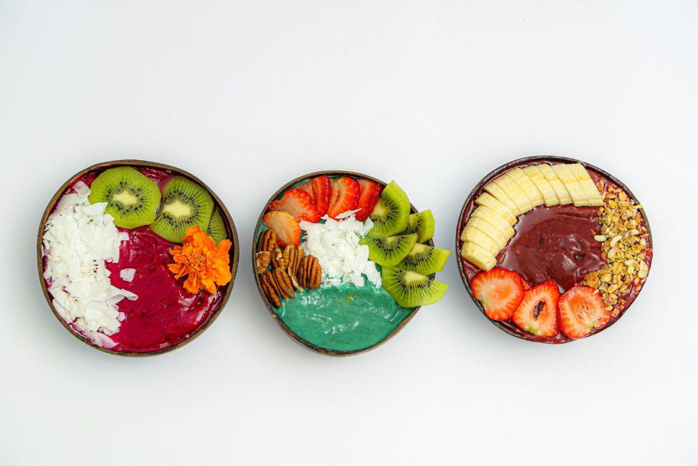 9 Ide Smoothies Bowl Buah, Segar dan Sehat