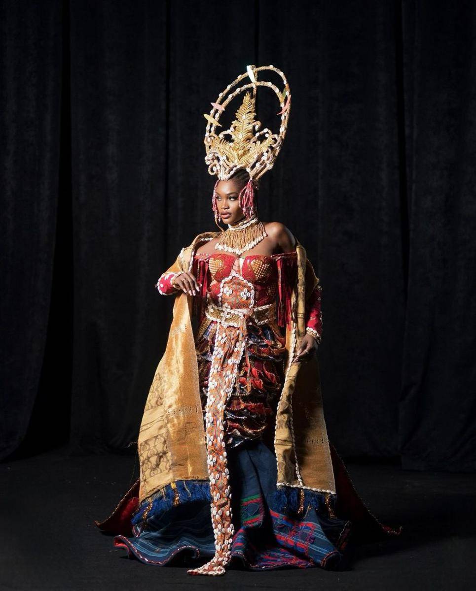 Potret Top 10 Kostum Nasional Terbaik di Miss Aura International 2024 (Instagram.com/demacsgo for Instagram.com/missaurainternational)