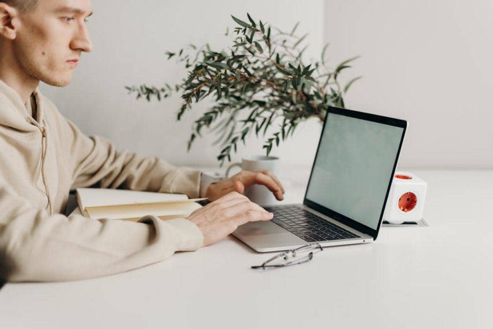 5 Fakta Task Masking, Kebiasaan Pura-pura Kerja yang Semakin Marak