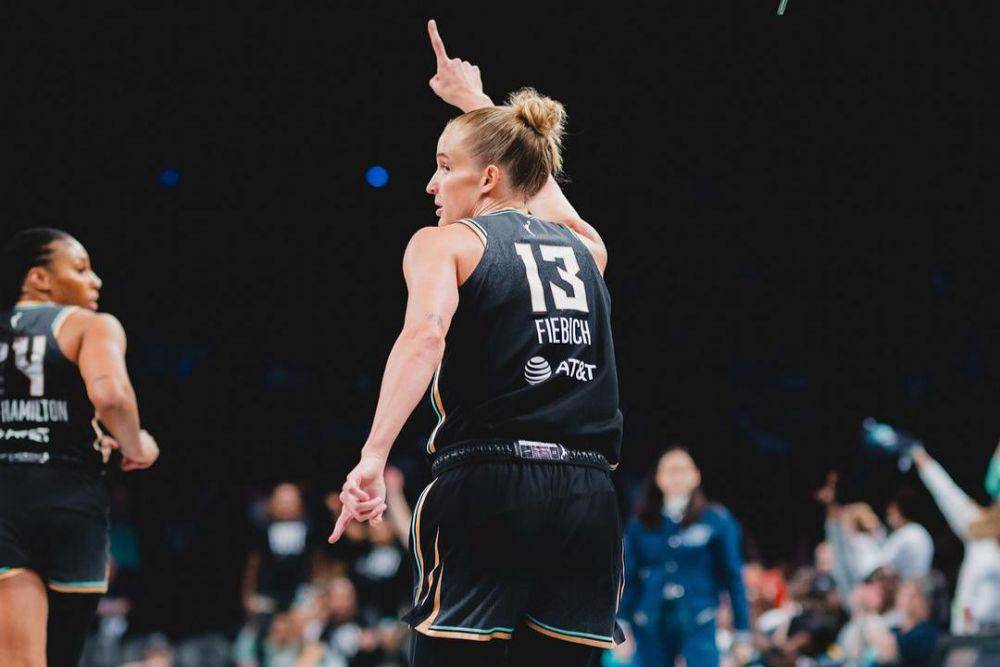 Leonie Fiebich (instagram.com/nyliberty)
