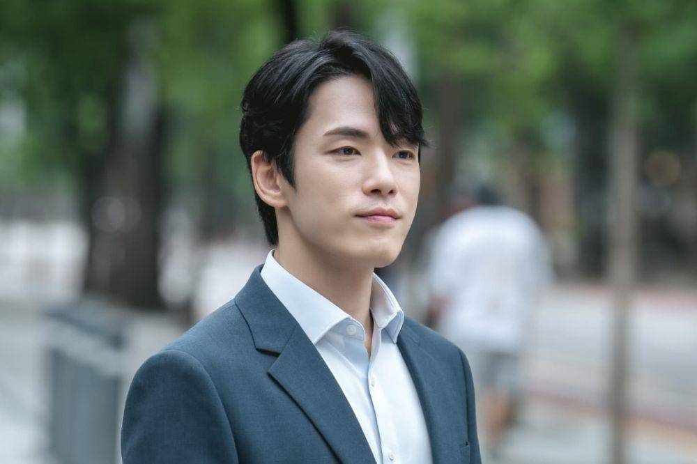 still cut drama Iron Family (instagram.com/kbsdrama)