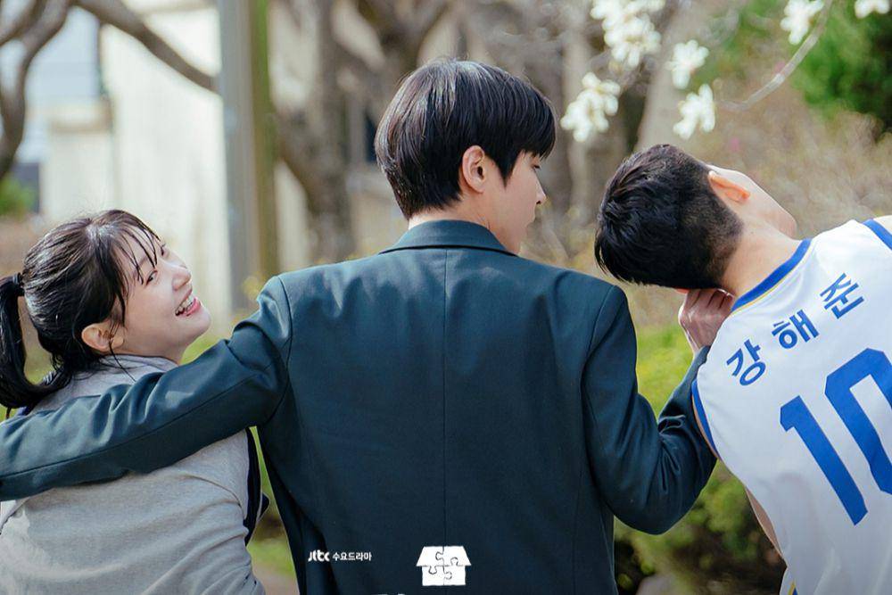 still cut drama Family by Choice (instagram.com/jtbcdrama)