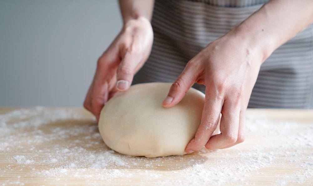 ilustrasi membuat ubi ungu cheese bread (pexels.com/Felicity Tai )