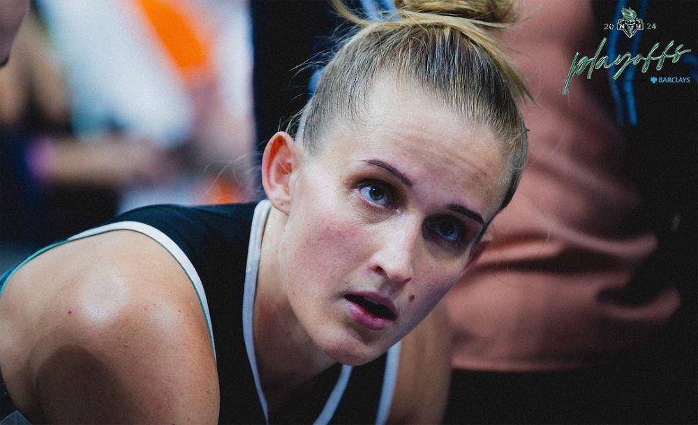 Leonie Fiebich (instagram.com/nyliberty)