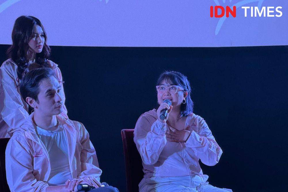 Cast dan tim produksi film 'Cinta Tak Seindah Drama Korea' (IDN Times/Elizabeth Chiquita)
