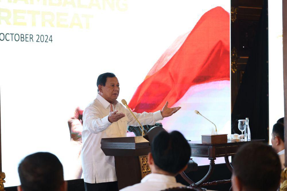 Ketahanan Ekonomi Era Prabowo Diuji Ekonom UGM: Fokus Perbaiki Ekonomi