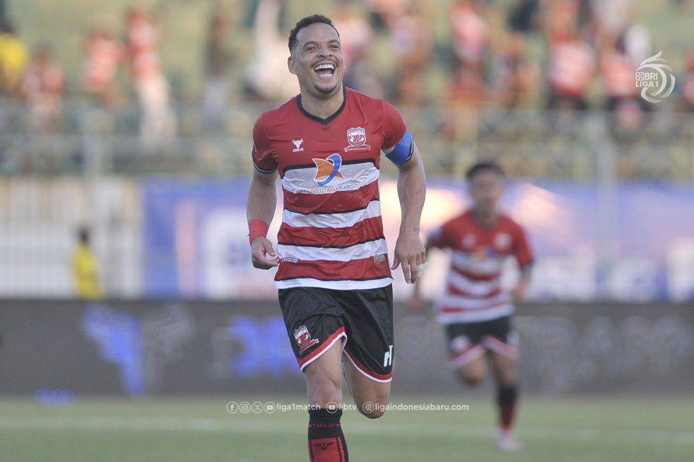 Lulinha akan diandalkan Madura United untuk menggedor pertahanan PSM Makassar. (Dok. PT LIB)