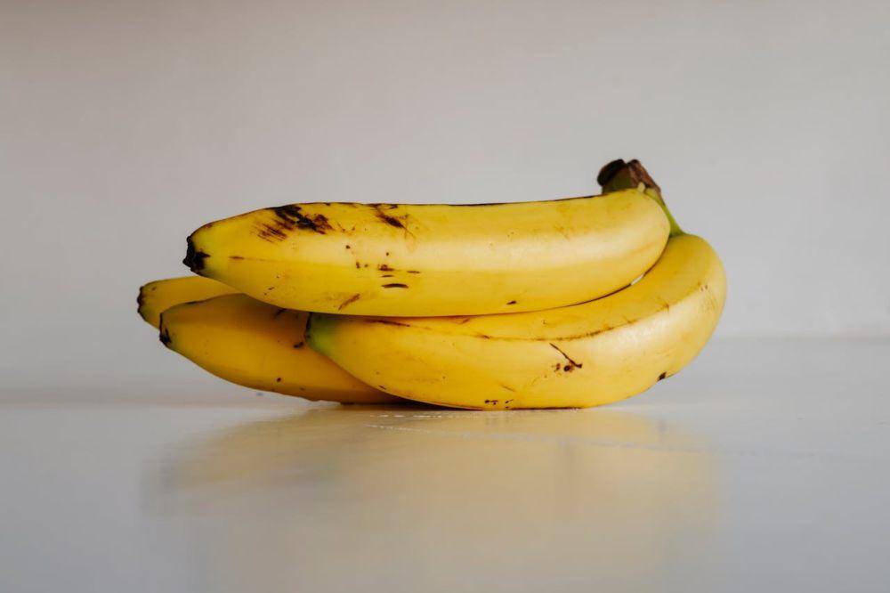 ilustrasi buah pisang (pexels.com/Josh Withers)