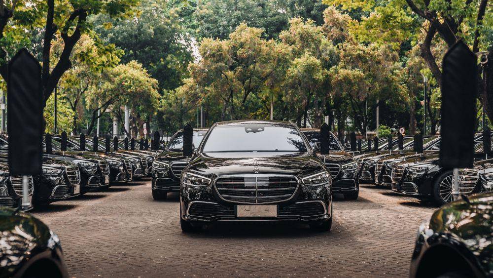 Memenuhi standar keamanan VVIP (Mercedes-Benz)