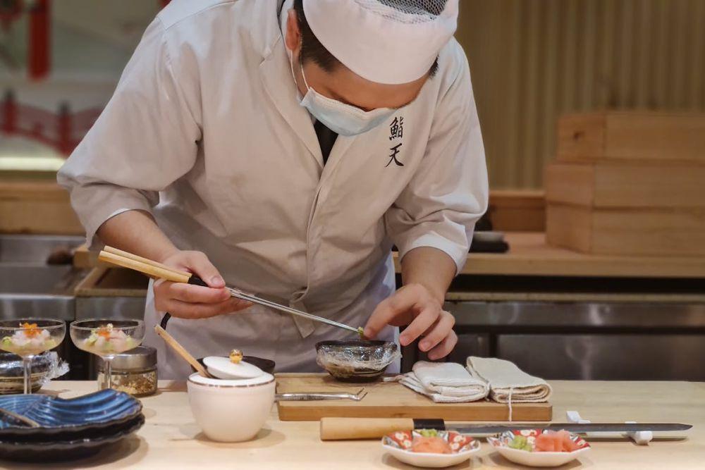 Apa Itu Omakase? Pengalaman Makan Ala Jepang yang Unik Banget!