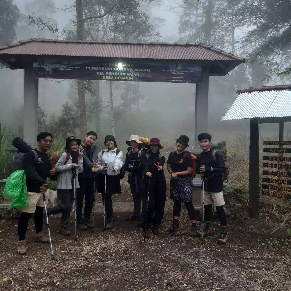 Jalur via Besakih (instagram.com/org_pendaki_g.agung_ds.besakih)