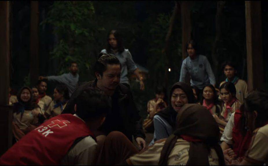 cuplikan film Kemah Terlarang: Kesurupan Massal (dok. Rapi Films/Kemah Terlarang: Kesurupan Massal)