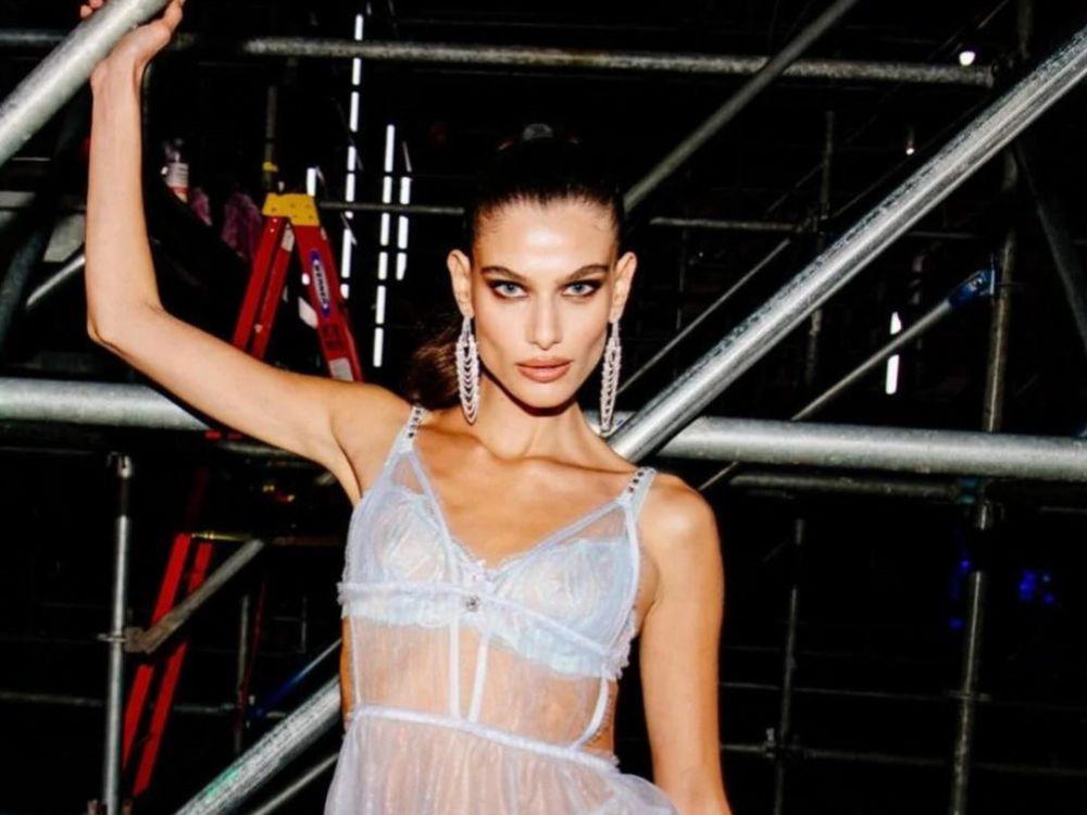 7 Fakta Anthi Fakidari, Model Yunani Pertama di Victoria's Secret Show