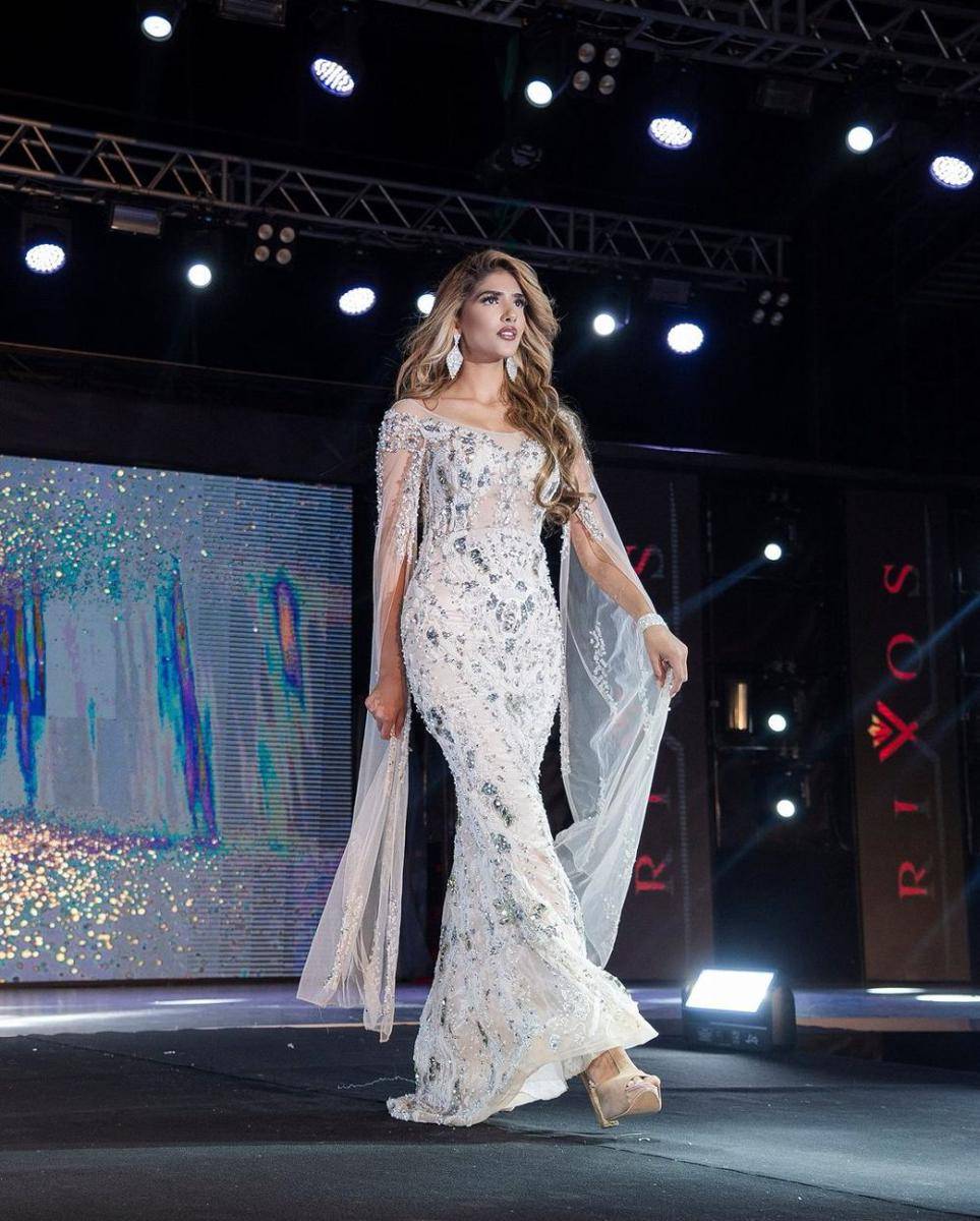 Finalis Miss Aura International 2024 di Preliminary Gaun Malam (Instagram.com/missaurainternational)