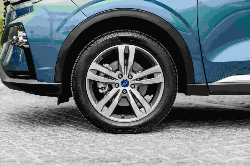 5 Rekomendasi Velg Mobil Ring 15, Siap Tampil Stylish