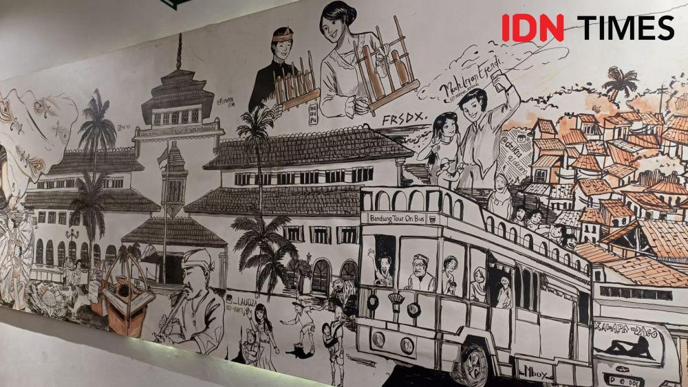 Potret mural di Museum Gedung Sate, Bandung (IDN Times/Dhiya Awlia Azzahra)
