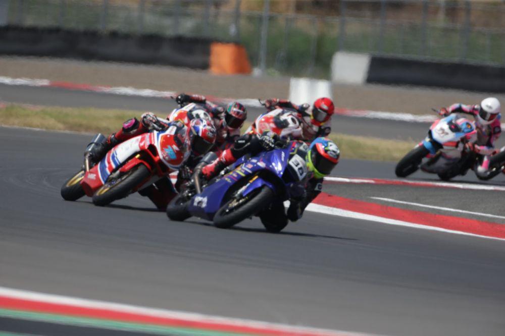 Hasil Race Pertama Kejurnas Balap Motor Sportbike 2024
