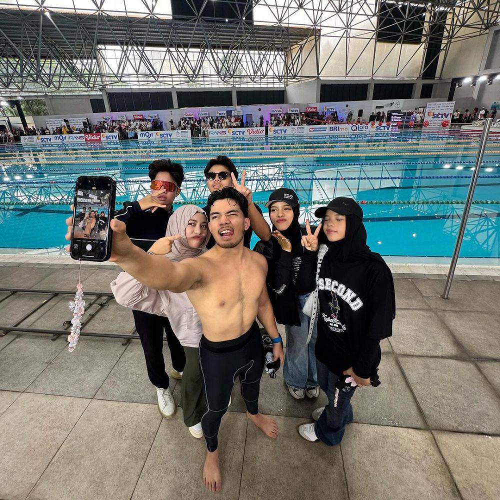 Saaih Halilintar ikut lomba renang (instagram.com/genhalilintar)