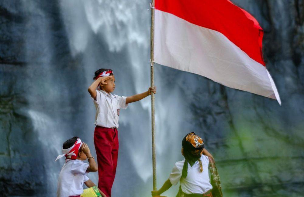 35 Ucapan Selamat Hari Pahlawan 2024 Bahasa Inggris Disertai Artinya!