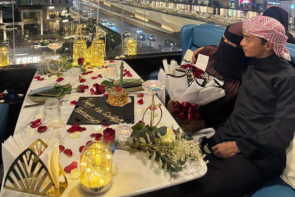 7 Potret Ulang Tahun Pernikahan ke-4 Taqy Malik dan Sherel saat Umrah
