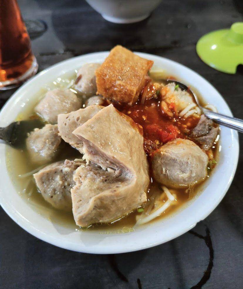 Bakso Kolor Ijo (google.com/maps/Neng Solihah)