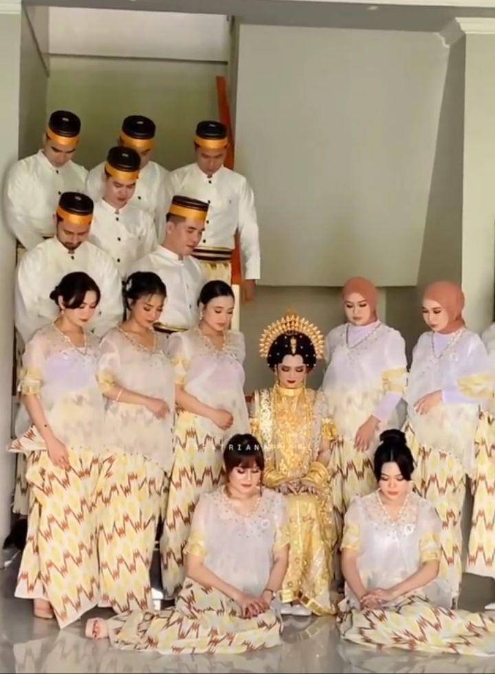 Bridesmaid dan groomsmen Nia Lida (Instagram.com/waodeofficial)
